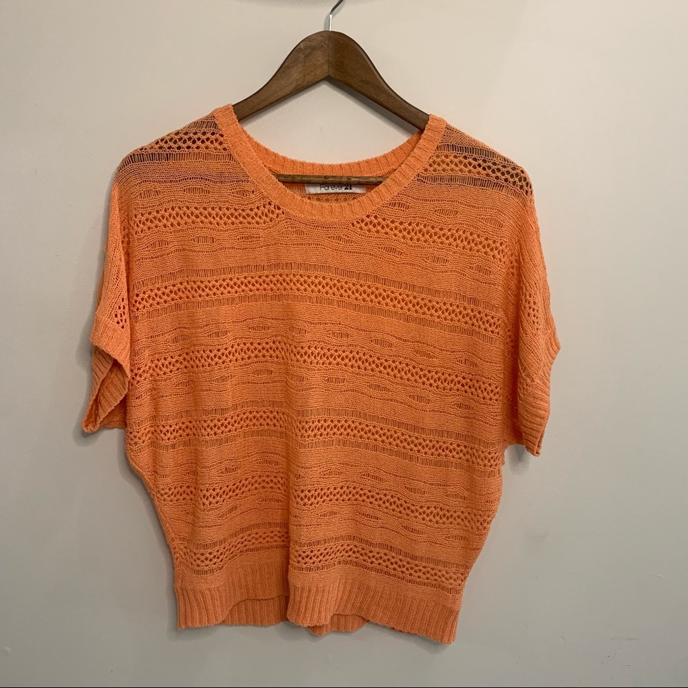 Forever 21 Y2K knit short sleeve top size medium or small